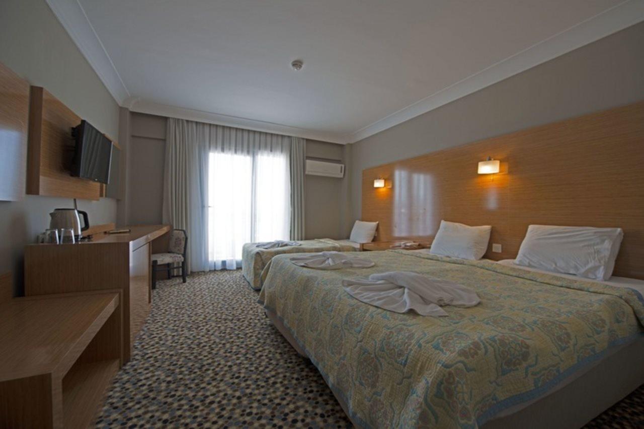 Hotel Ada Newday